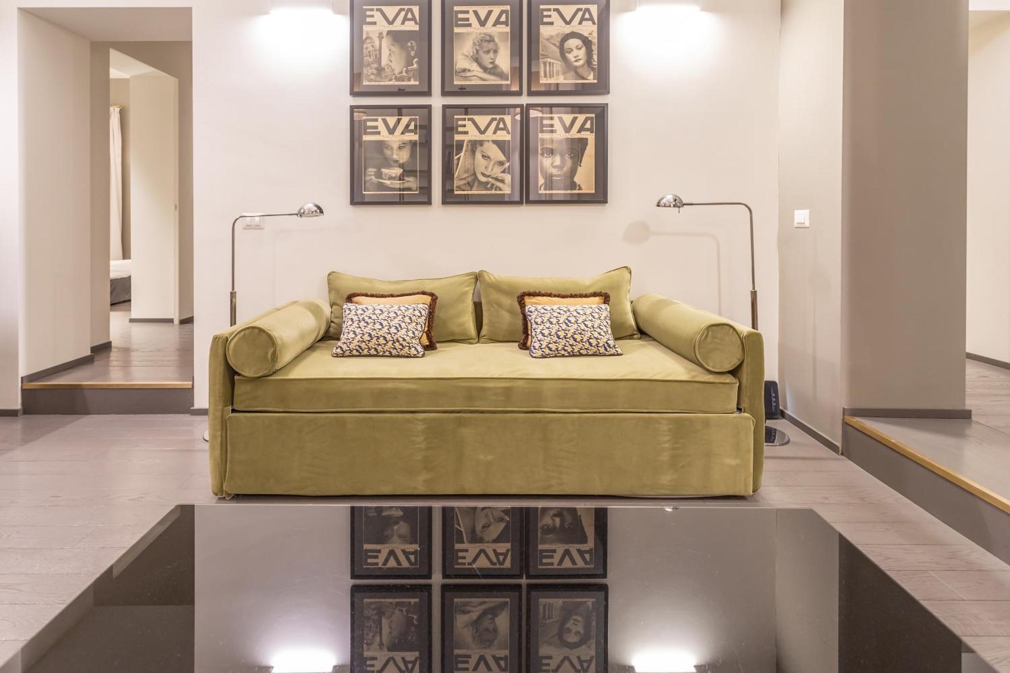 Spanish Steps Deluxe Apartment Рим Екстериор снимка