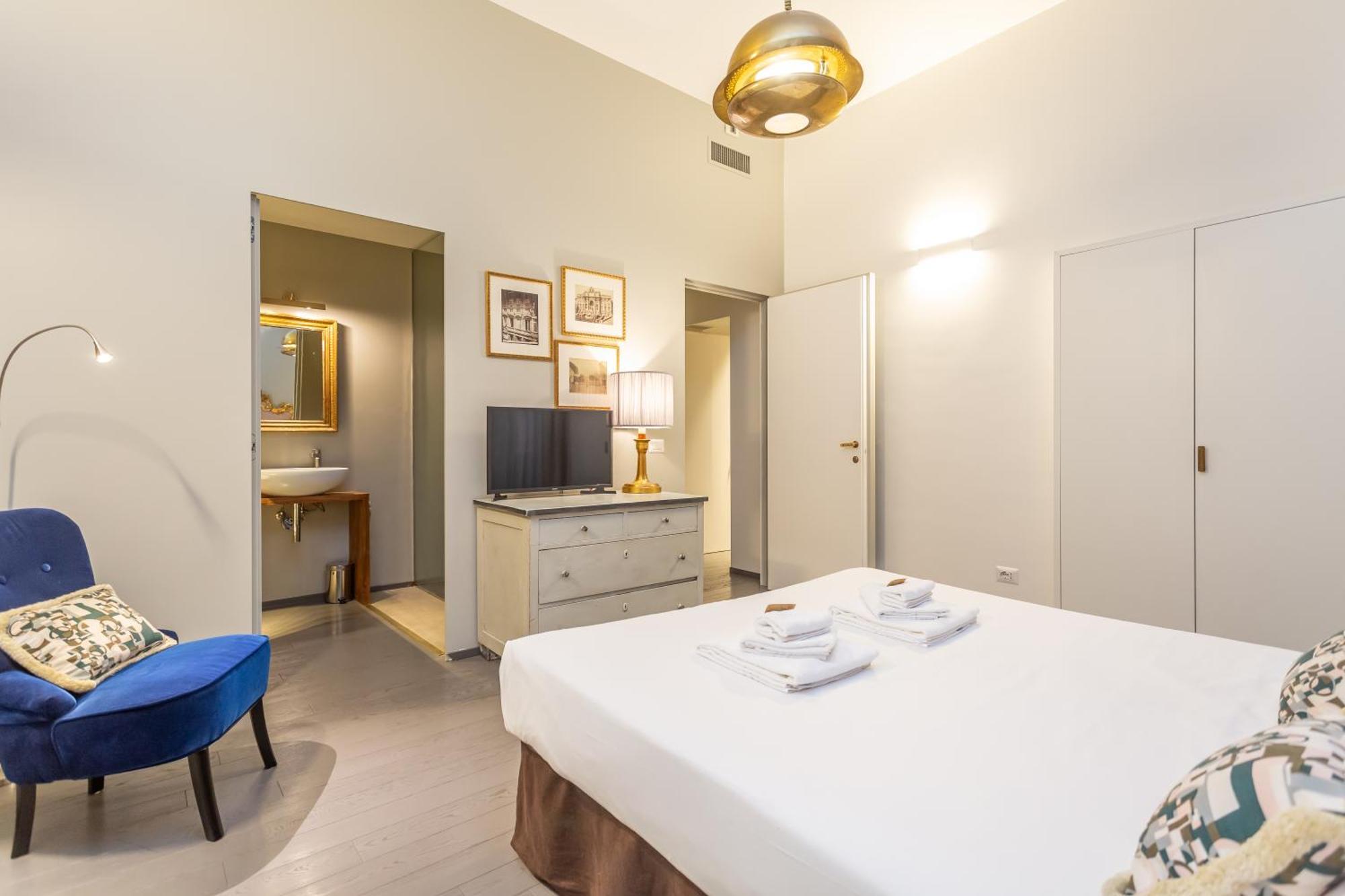 Spanish Steps Deluxe Apartment Рим Екстериор снимка