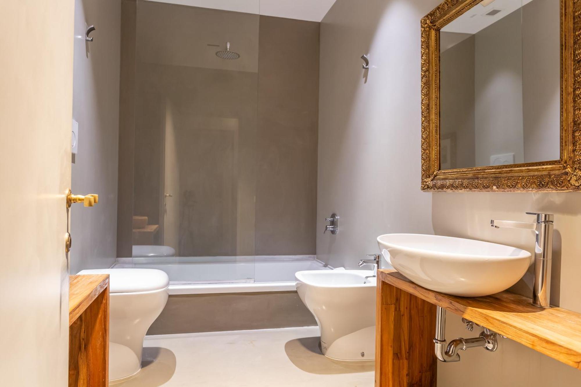 Spanish Steps Deluxe Apartment Рим Екстериор снимка